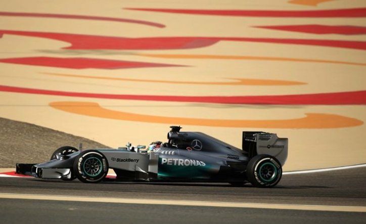 Hamilton y Rosberg firman segundo doblete de Mercedes y Alonso acaba noveno