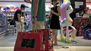 China dice que diálogo comercial con EEUU será en octubre