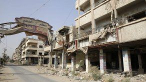 Mueren 16 civiles en bombardeo del régimen sirio contra un funeral en Alepo