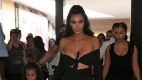 El piercing de la nariz de North West es falso