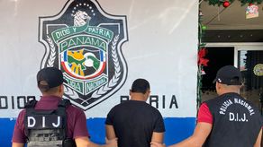 Policía Nacional aprehende a alias Messi por homicidio en Nuevo Colón. Policía Nacional aprehende a alias Messi por homicidio en Nuevo Colón.