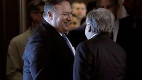 Pompeo se reúne con Guterres en medio de creciente tensión sobre Venezuela