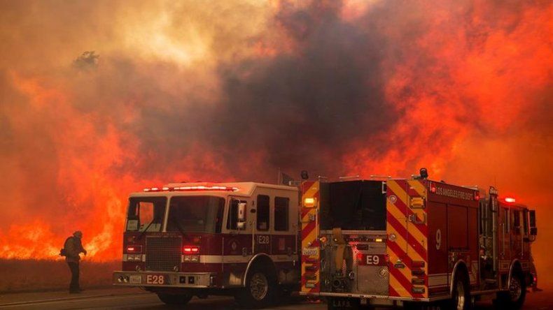 ¿Qué diferencia a los incendios de California este año?