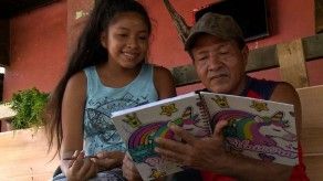 Carmen, un ejemplo de superación en medio de un manglar en la ciudad