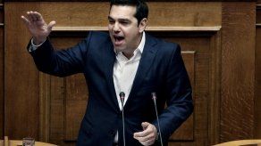 Parlamento griego aprobó nuevas medidas de rigor exigidas por los acreedores