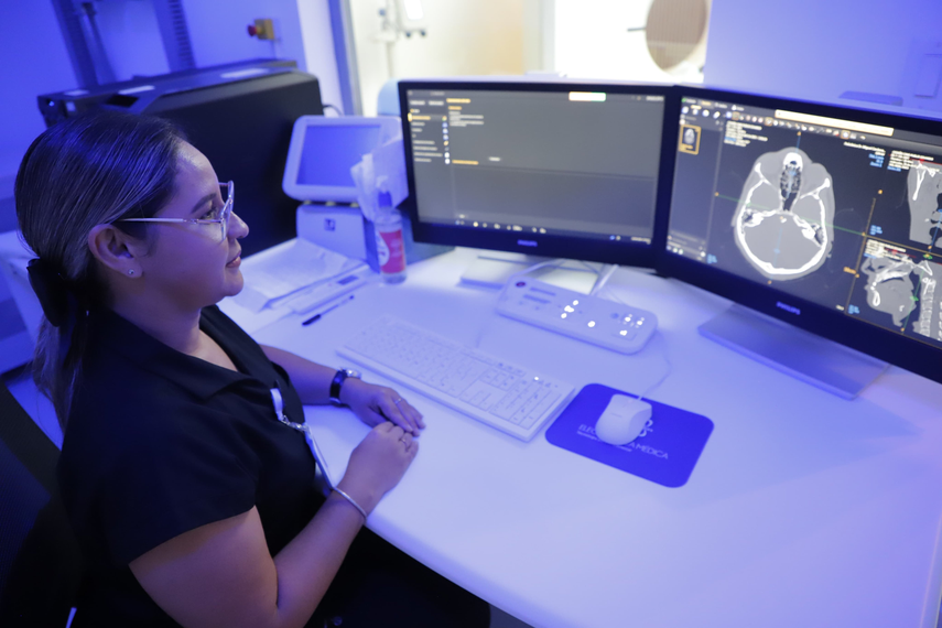 CSS presenta nuevo tomógrafo