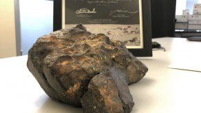 Subastan meteorito lunar en más de 600.000 dls