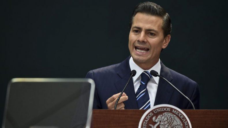 Presidente mexicano pide que se investiguen sus compras de casas
