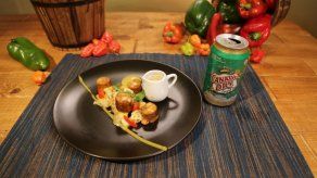 Chorizo tableño con yuca al mojo - Pipe y Ana