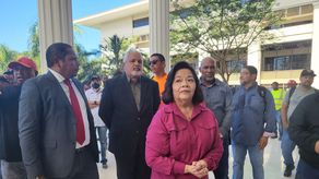 Maribel Gordón y militantes del FAD.