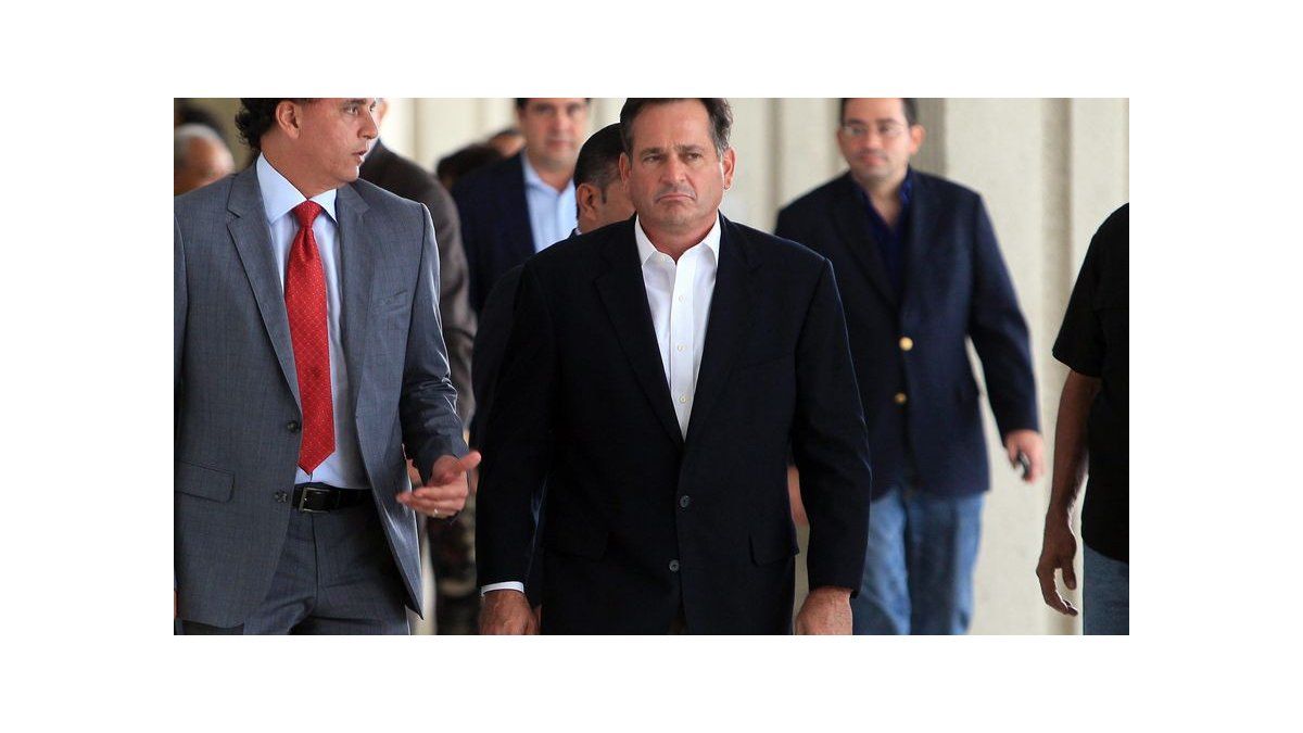 Navarro dice que aceptará resultados de elecciones