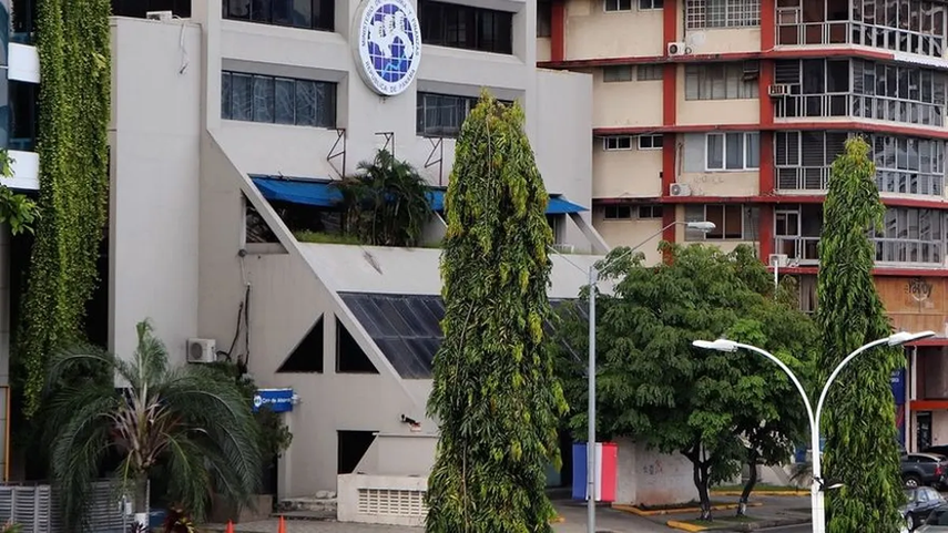 Centro de Atención para contribuyentes de la DGI