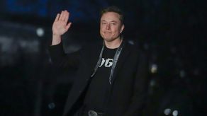 Elon Musk anuncia adquisición de X por parte de xAI en transacción de acciones