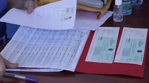 Pagos del IFARHU en cheques. Pagos del IFARHU en cheques.