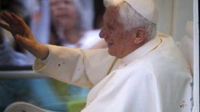 El papa comenzó retiro de ejercicios espirituales que durarán una semana