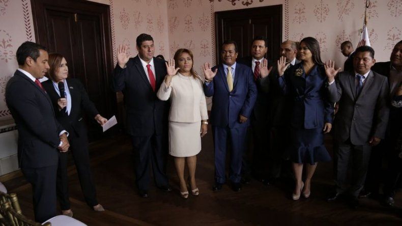 Ministro de Gobierno juramenta a 12 de los gobernadores designados por Cortizo