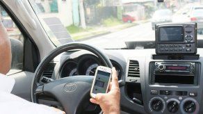 Más de 11 mil conductores sancionados por uso de celular al conducir Más de 11 mil conductores sancionados por uso de celular al conducir