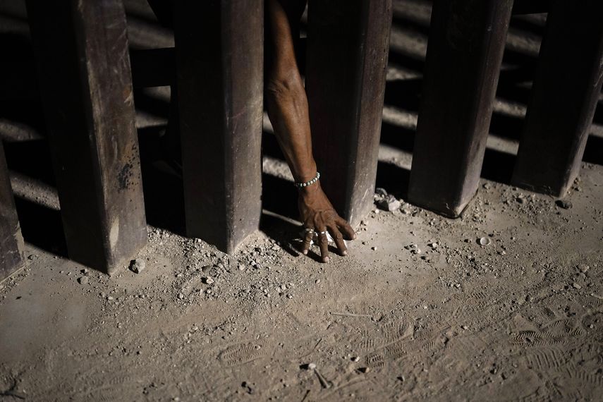 La tribu escribió a los funcionarios estatales el martes para informarles sobre sus hallazgos y preocupaciones.