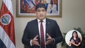 Alvarado desiste de propuesta al FMI y llama a diálogo nacional en Costa Rica