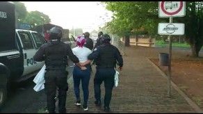 Manifestantes exigen plazas de empleo en Colón Manifestantes exigen plazas de empleo en Colón