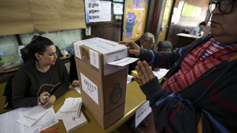 Comienzan las votaciones en elecciones a la Presidencia de Argentina