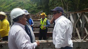 MOP entrega puente en comunidad de Las Nubes