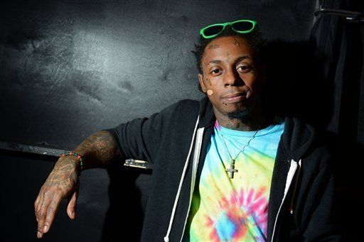 Lil Wayne niega profanar bandera de EEUU