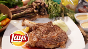 Rib Eye con puré y zanahorias blancas y moradas - Luis