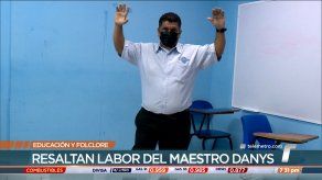 Reconocen labor del docente Danys Gutiérrez en el Día del Maestro