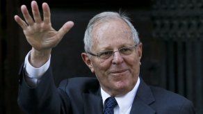 Kuczynski responde a la comisión parlamentaria que investiga caso Lava Jato