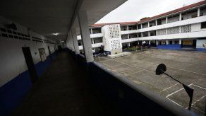 Meduca pide a docentes flexibilidad con asistencia de estudiantes ante alerta verde