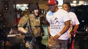 Missouri: Policía y manifestantes chocan de nuevo