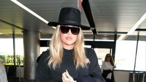 La familia de Khloé Kardashian quiere que regrese a Los Ángeles cuanto antes