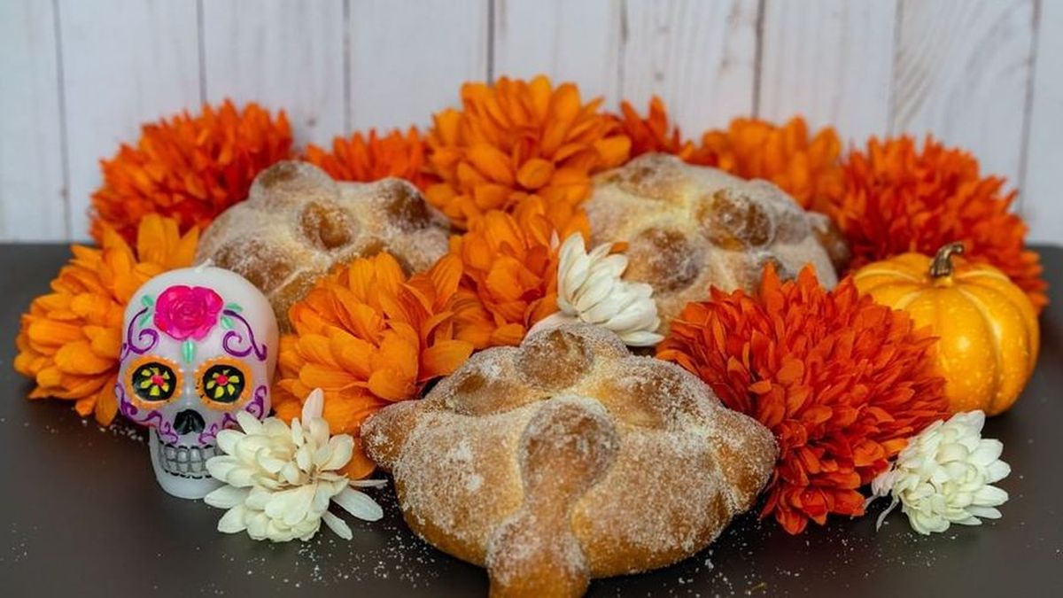La colada morada y las guaguas de pan: El alimento andino para los muertos