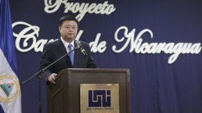 Magnate chino que construirá canal de Nicaragua se aventura en el espacio