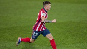 La FIFA ratifica suspensión de 10 semanas a Trippier