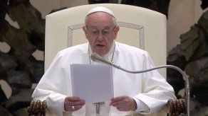 Papa pide respetar el statu quo de Jerusalén