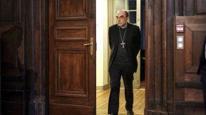 NICOLE WINFIELD NICOLE WINFIELD