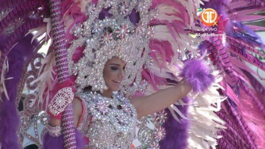 Topón entre Calle Abajo y Calle Arriba este lunes de Carnaval