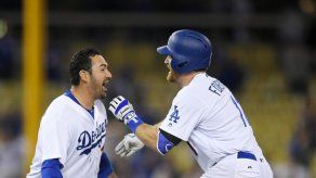 Forsythe y Dodgers ganan en episodio 13 tras duelo Kershaw-Lynn