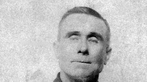 EEUU: Colocan lápida en tumba de marinero del Titanic