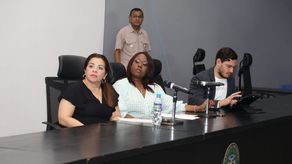 Kayra Harding dijo que el martes 3 de enero se estará  elaborando uncuestionario que será presentado ante el plenolegislativo el cual deberá ser respondido por el director de la CSS.