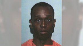 Acusan a un hombre por chupar pies de mujeres sin permiso