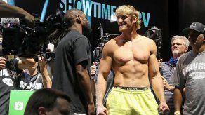 Floyd Mayweather vs Logan Paul