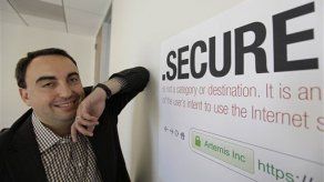 Proponen direcciones de internet como .Apple y .auto