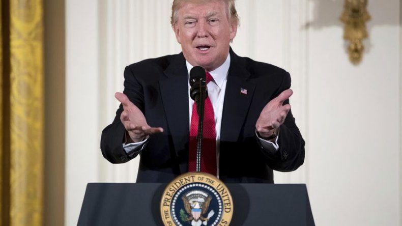 Un sondeo refleja impopularidad de Trump, salvo en economía