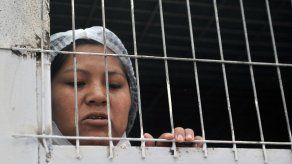 Capturan a 3 bolivianas que aprovecharon sismo para fugarse de cárcel chilena