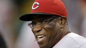 Nacionales contratan a Dusty Baker como manager