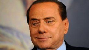 Berlusconi considera dañino el programa económico de Monti