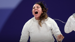 Olimpiadas 2024: La esgrimista egipcia que concursó en París con 7 meses de embarazo.